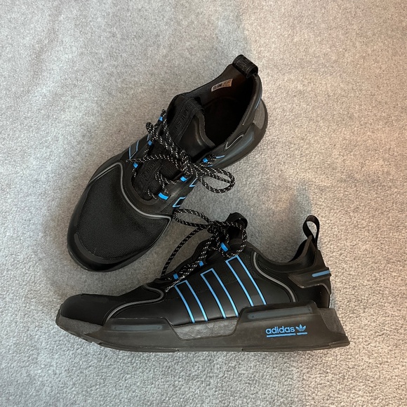 Adidas MND V3 Sneakers Shoes Mens 10.5 Black Blue Athletic main image 6